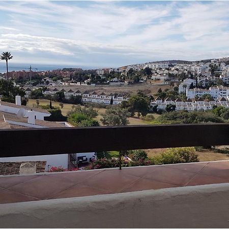 Modern Duquesa 2 Bed Outstanding View Of Sea Golf Apartment มานิลบา ภายนอก รูปภาพ