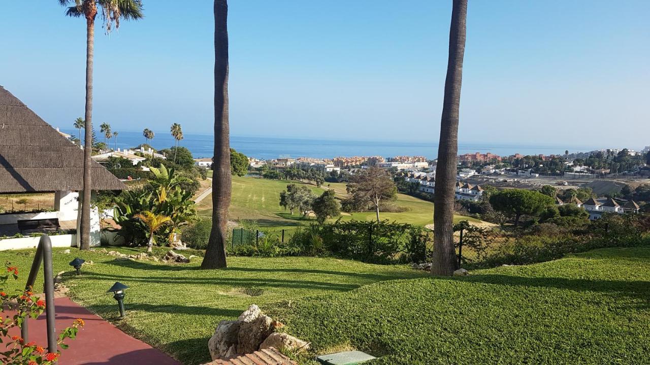 Modern Duquesa 2 Bed Outstanding View Of Sea Golf Apartment มานิลบา ภายนอก รูปภาพ