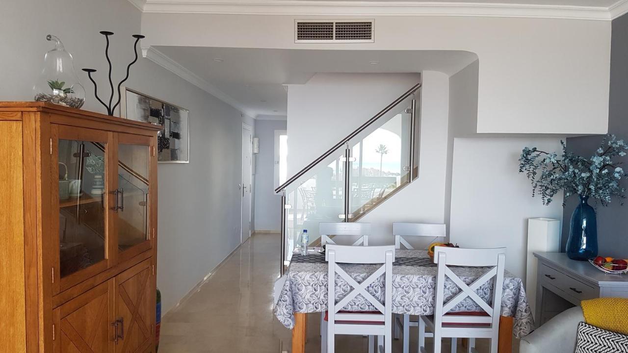 Modern Duquesa 2 Bed Outstanding View Of Sea Golf Apartment มานิลบา ภายนอก รูปภาพ